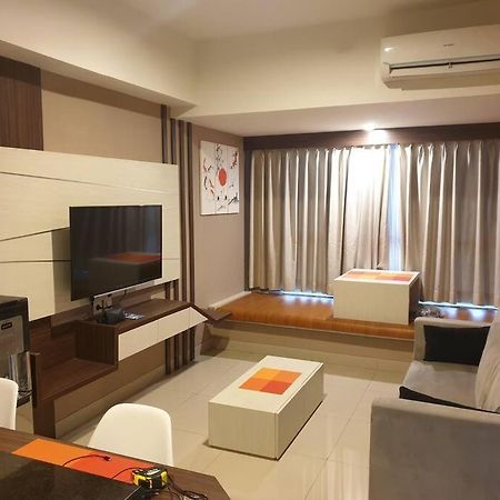 Cozy Room In Orange County Suite-Apartment In Lippo-Cikarang Cbd Esterno foto